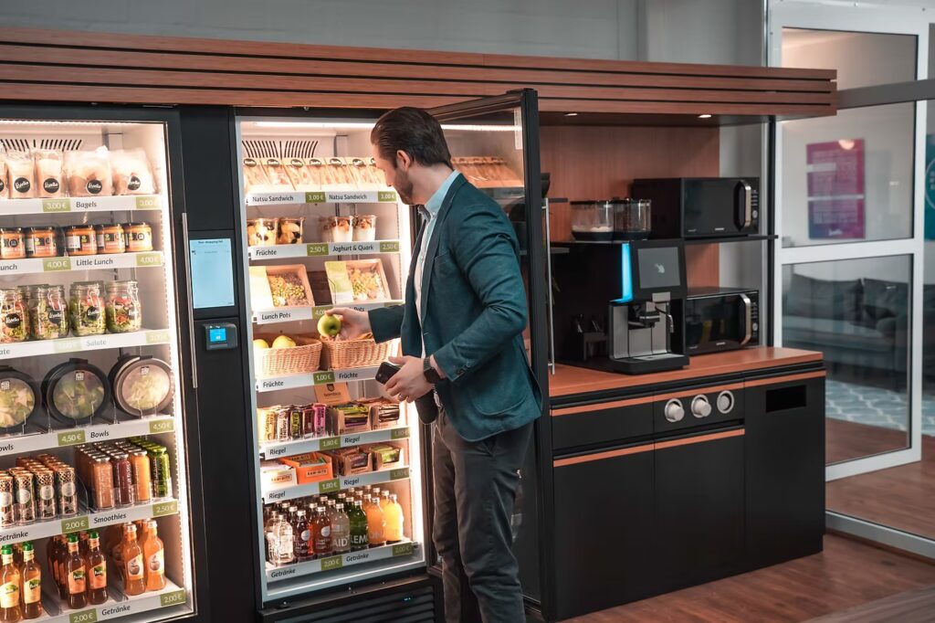 Die 7 Vorteile von Lebensmittelautomaten für die Catering-Branche